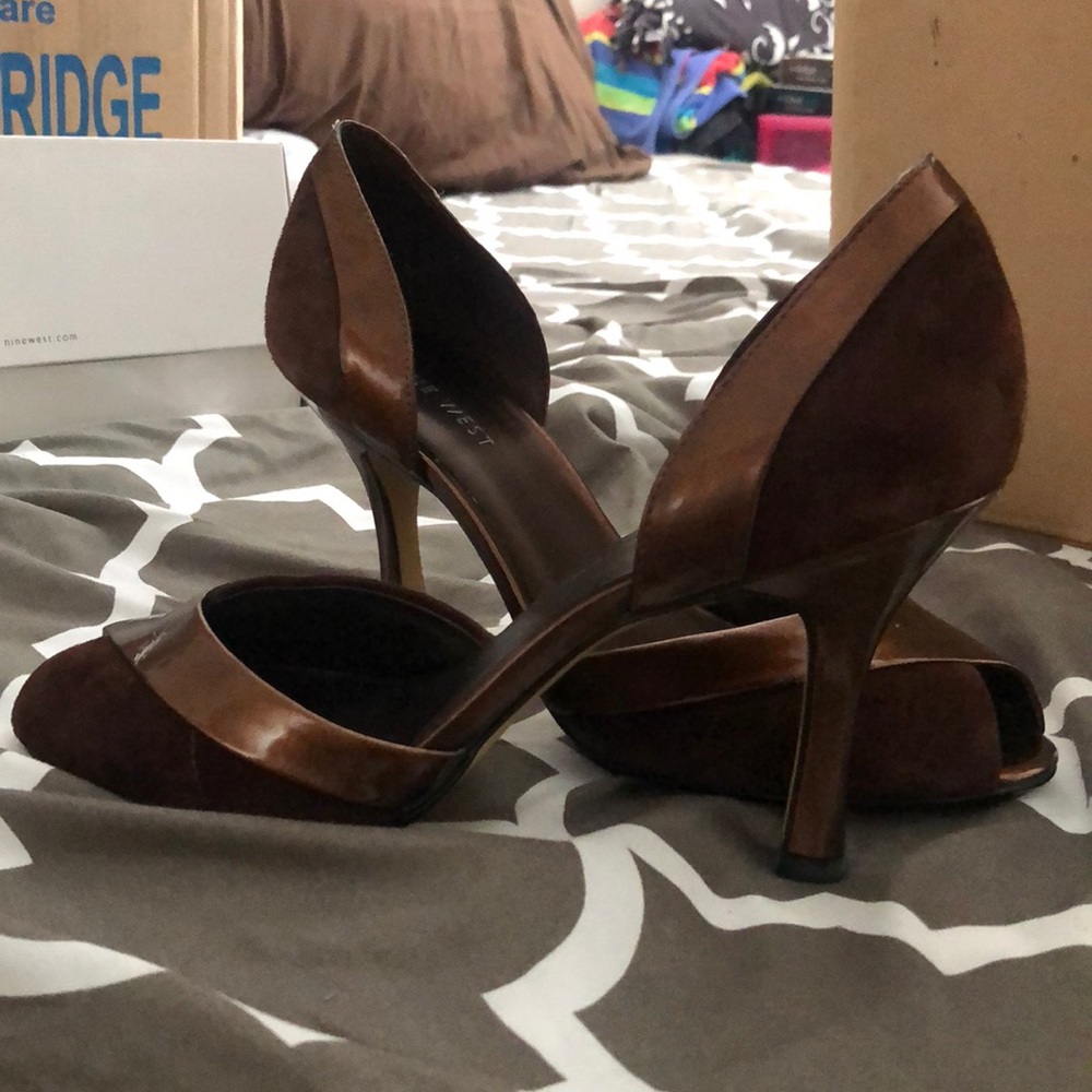 Nine West, Brown suede with brown metallic sheen